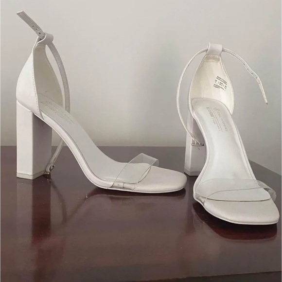 High Heels - Picture 2 of 4